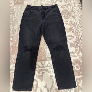 Black American Eagle Distressed Jeans